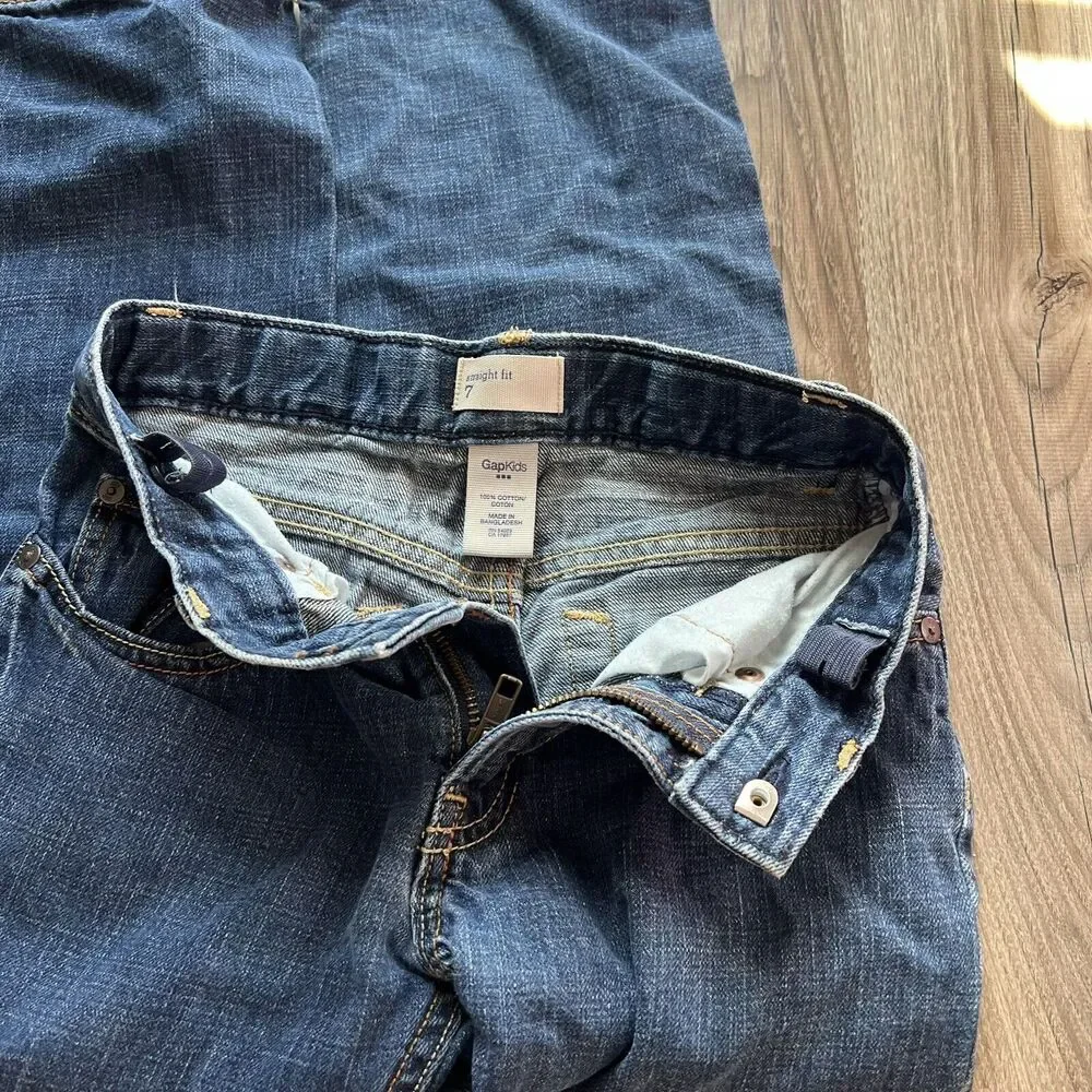 Gap Kids Boys Dark Rinse Blue Straight Fit Jeans – Size 7